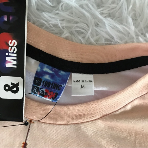 New Graphic Tee Paris Eiffel Tower - Picture 3 of 7